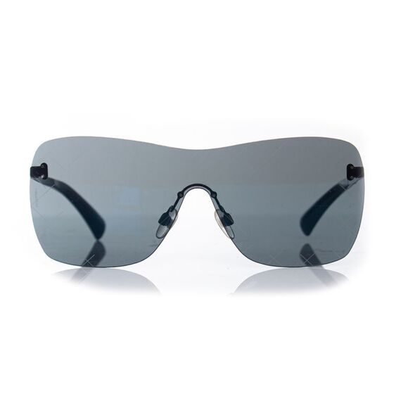 Chanel Shield quilted sunglasses in blue - Picture 1 of 8